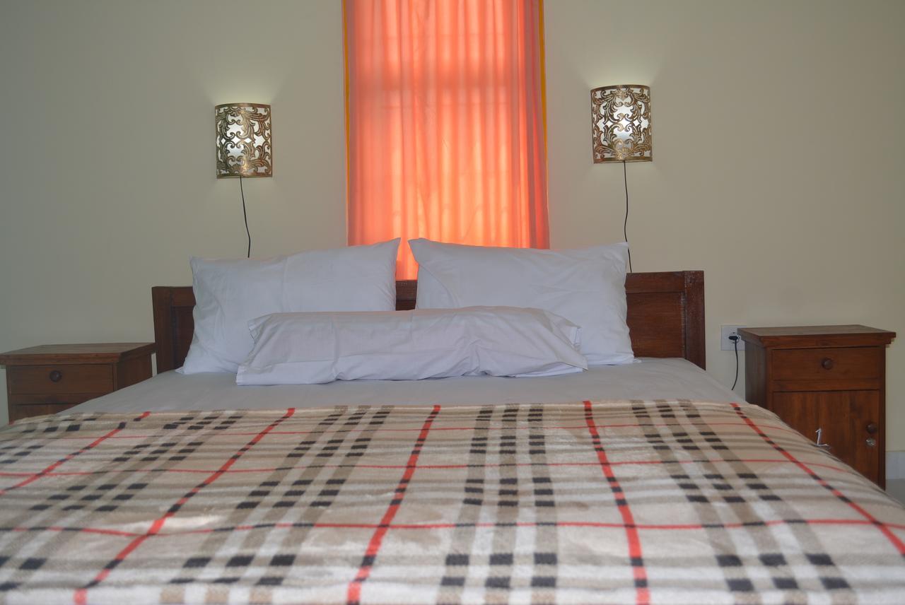 Repag Wayan Canggu Hostel กูตา ภายนอก รูปภาพ