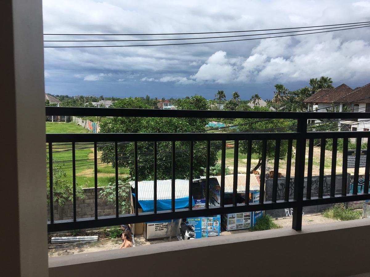 Repag Wayan Canggu Hostel กูตา ภายนอก รูปภาพ