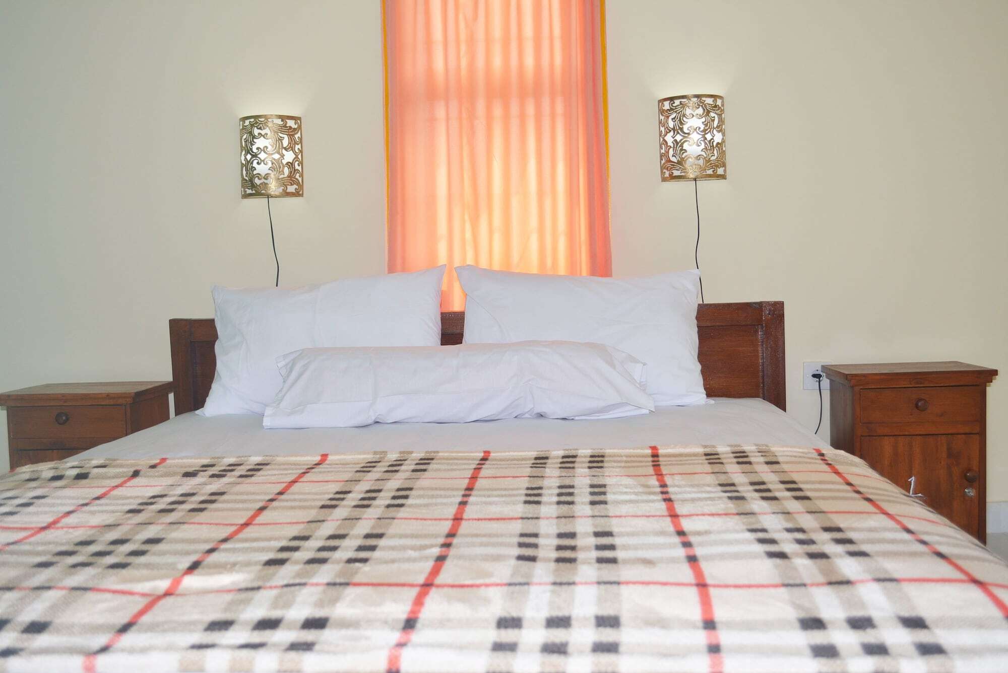 Repag Wayan Canggu Hostel กูตา ภายนอก รูปภาพ